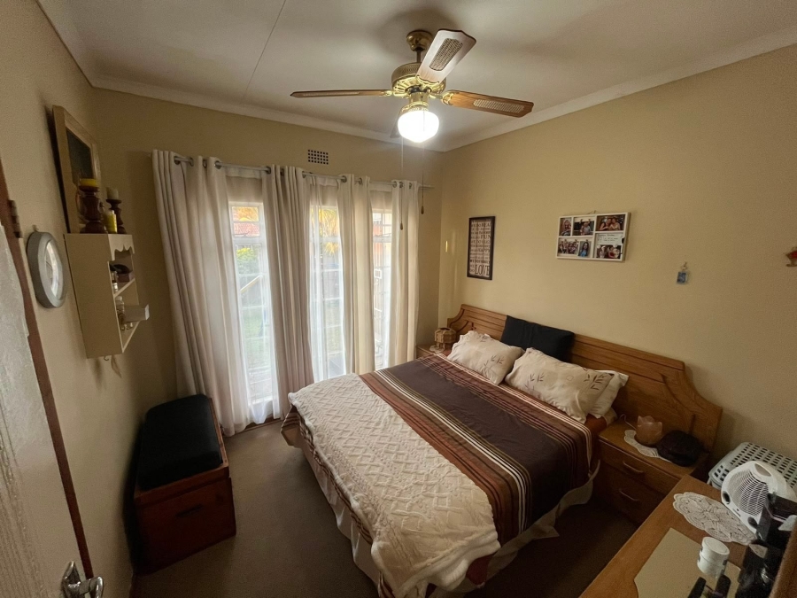 4 Bedroom Property for Sale in Safari Gardens North West